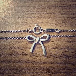 💙SOLD💙 Tiffany & Co. Sterling Silver Bow Pendant